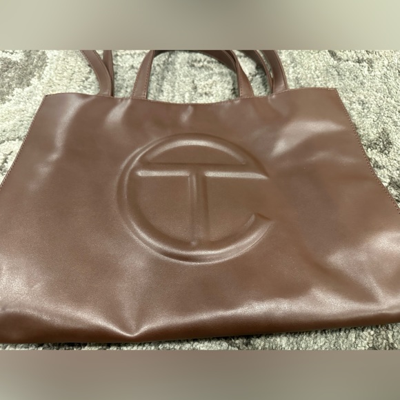 Telfar Chocolate Brown Medium Shopping Bag - Picture 3 of 7